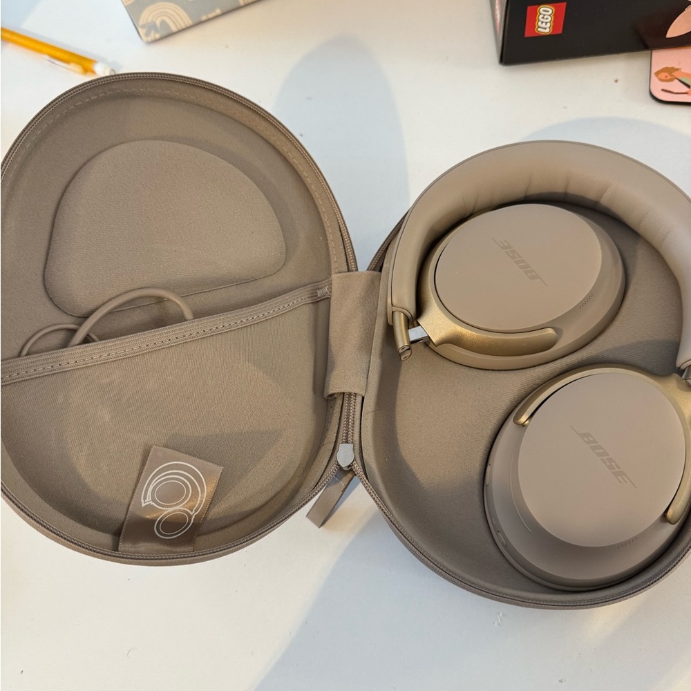 Bose quietcomfort ultra beige headphones